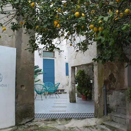 Terra Muronis Diffuso Hotel *